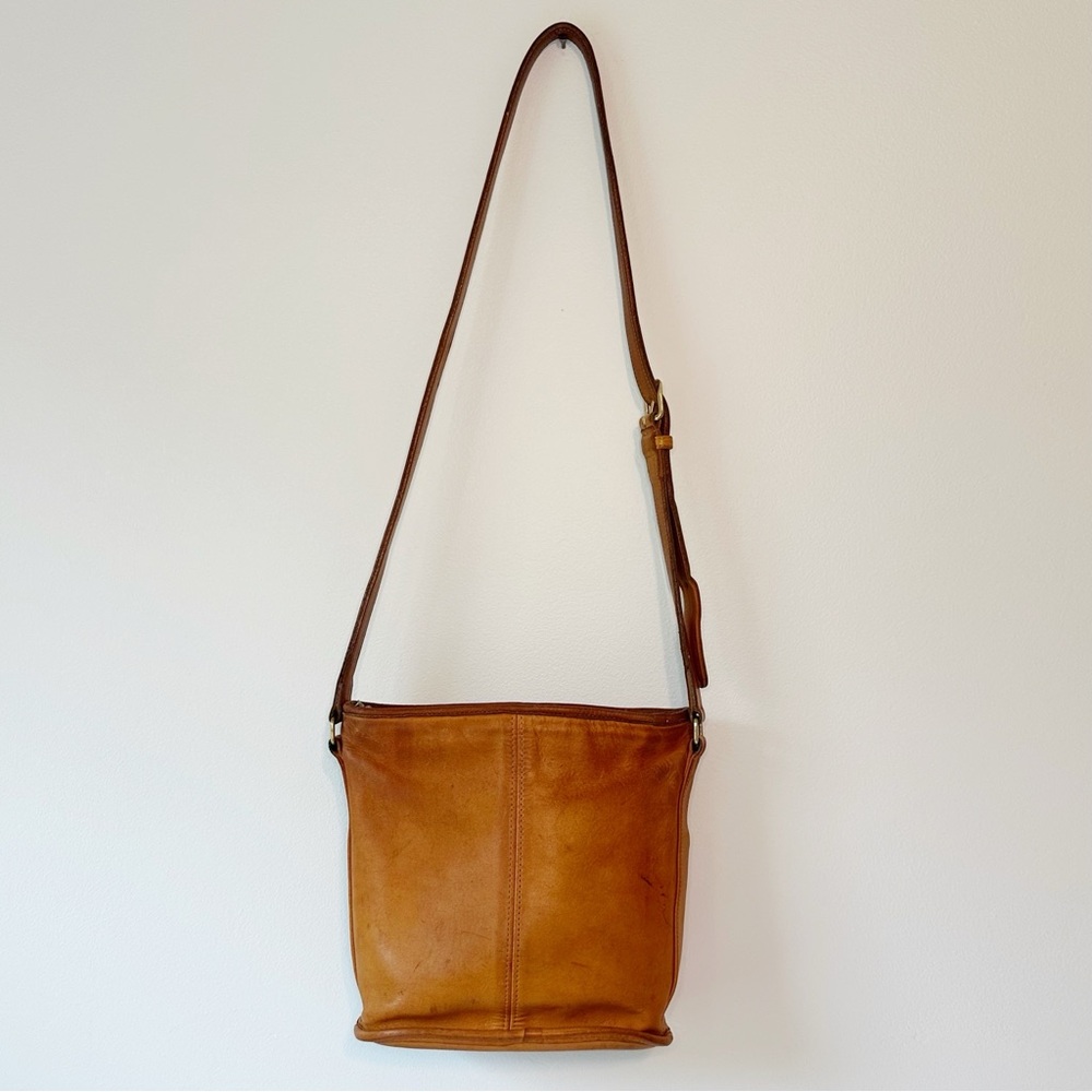 Flawed Coach Vintage Bleecker Leather Bucket Bag Small in Honey No. 4070 - Picture 4 of 16